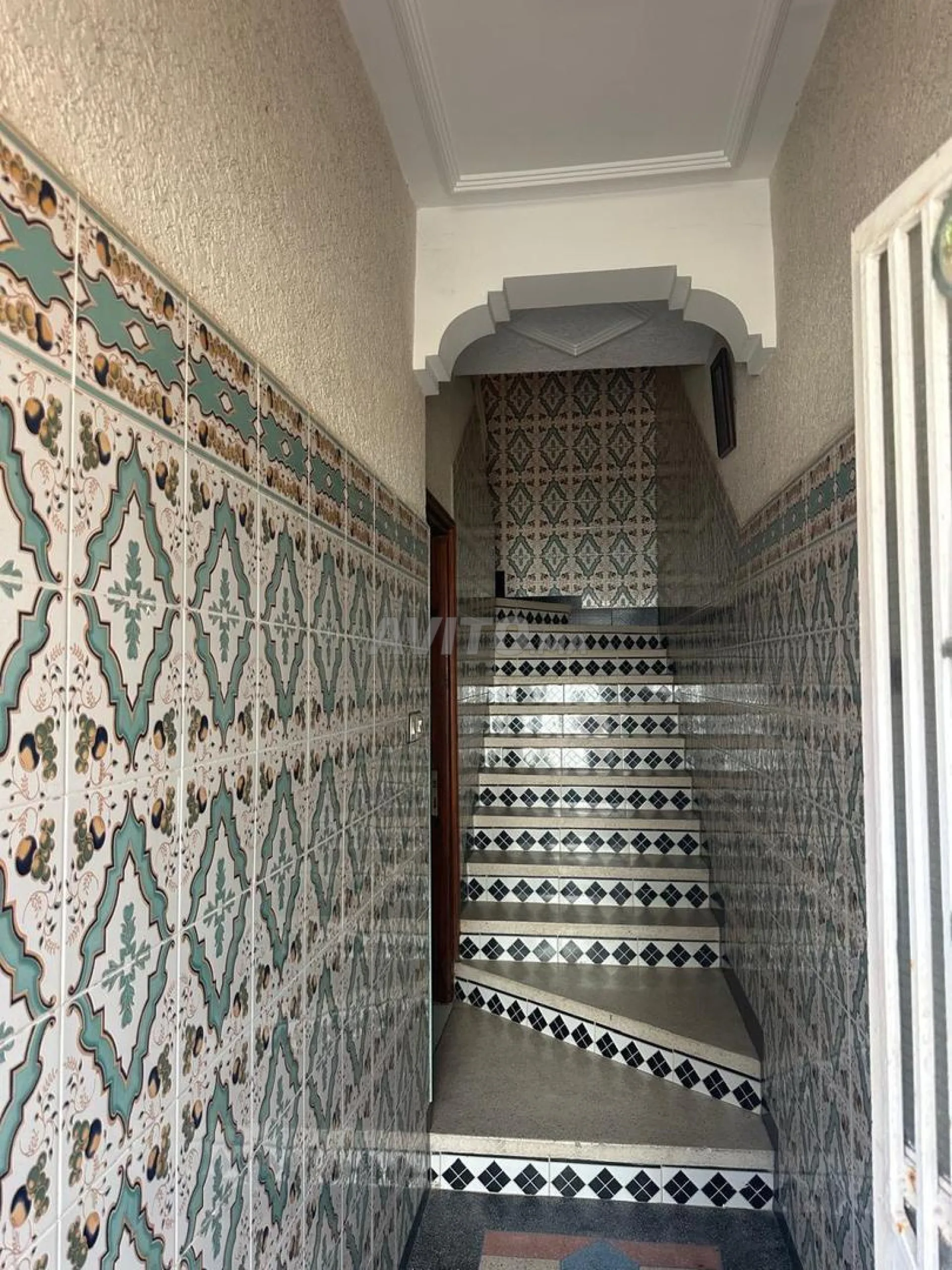 Maison R+1 d'Angle avec Garage à Ouled Oujih B