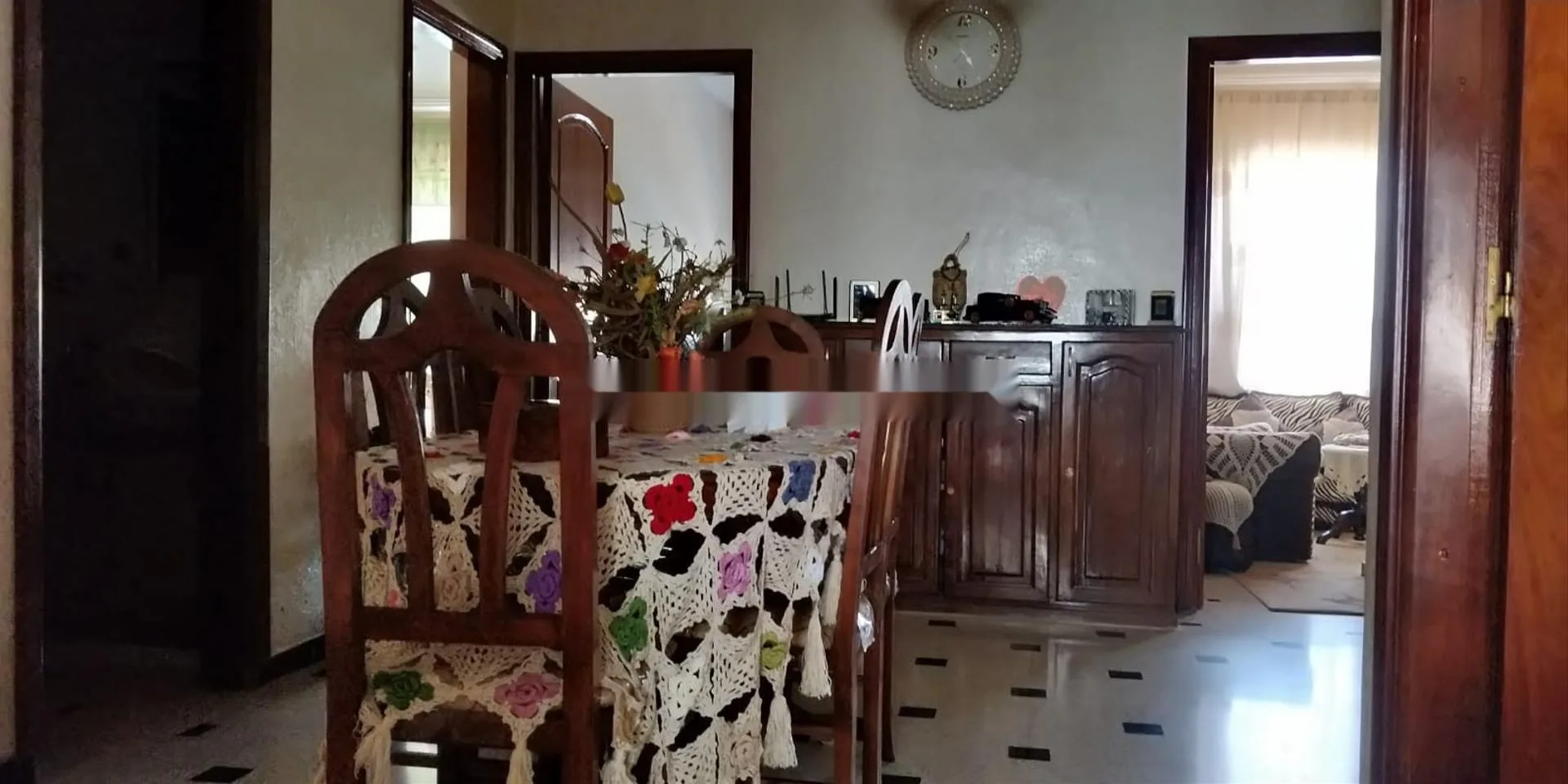 Maison à vendre avec pâtisserie