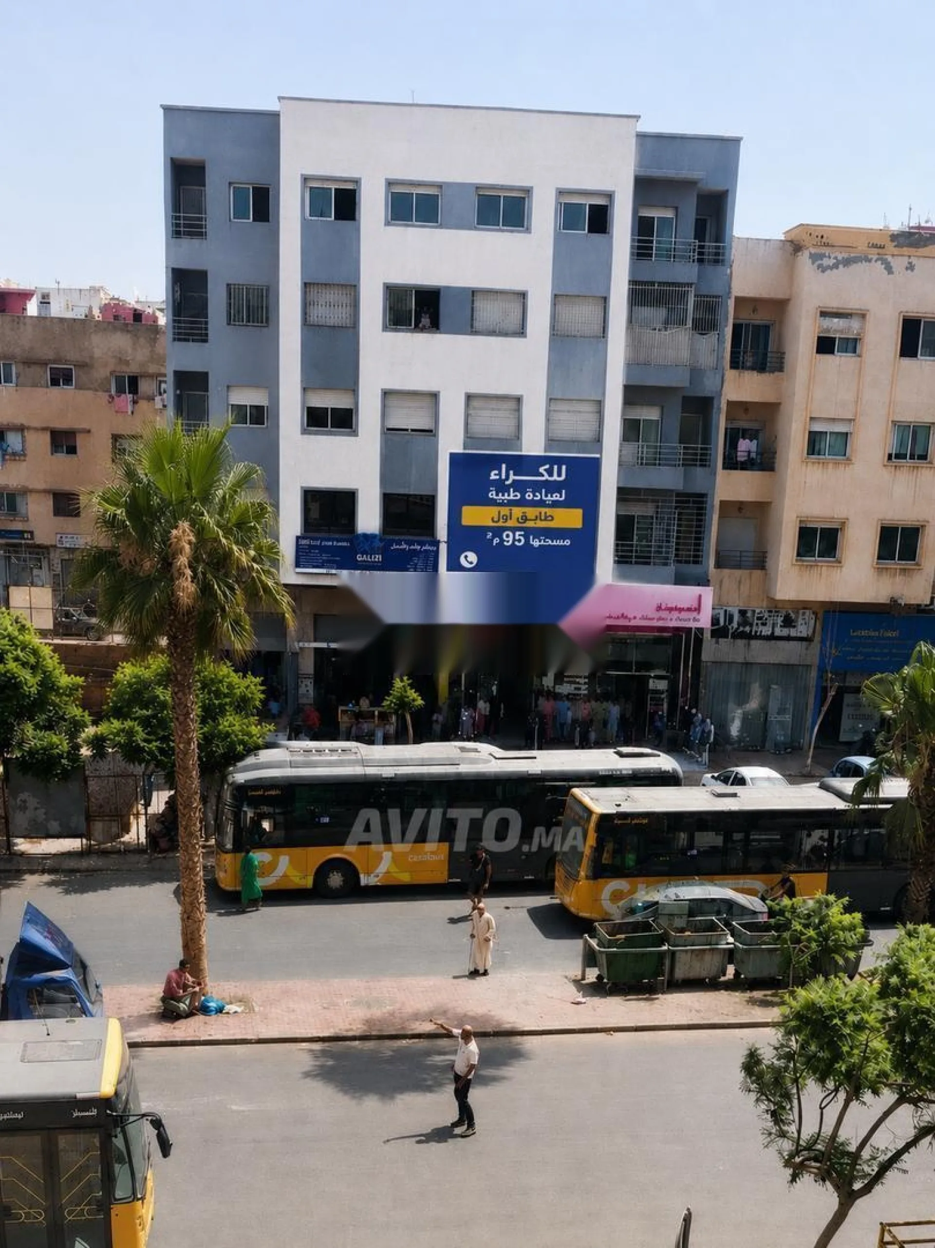 شقة للإيجار لعيادة طبية، حي الرحمة، 95م
