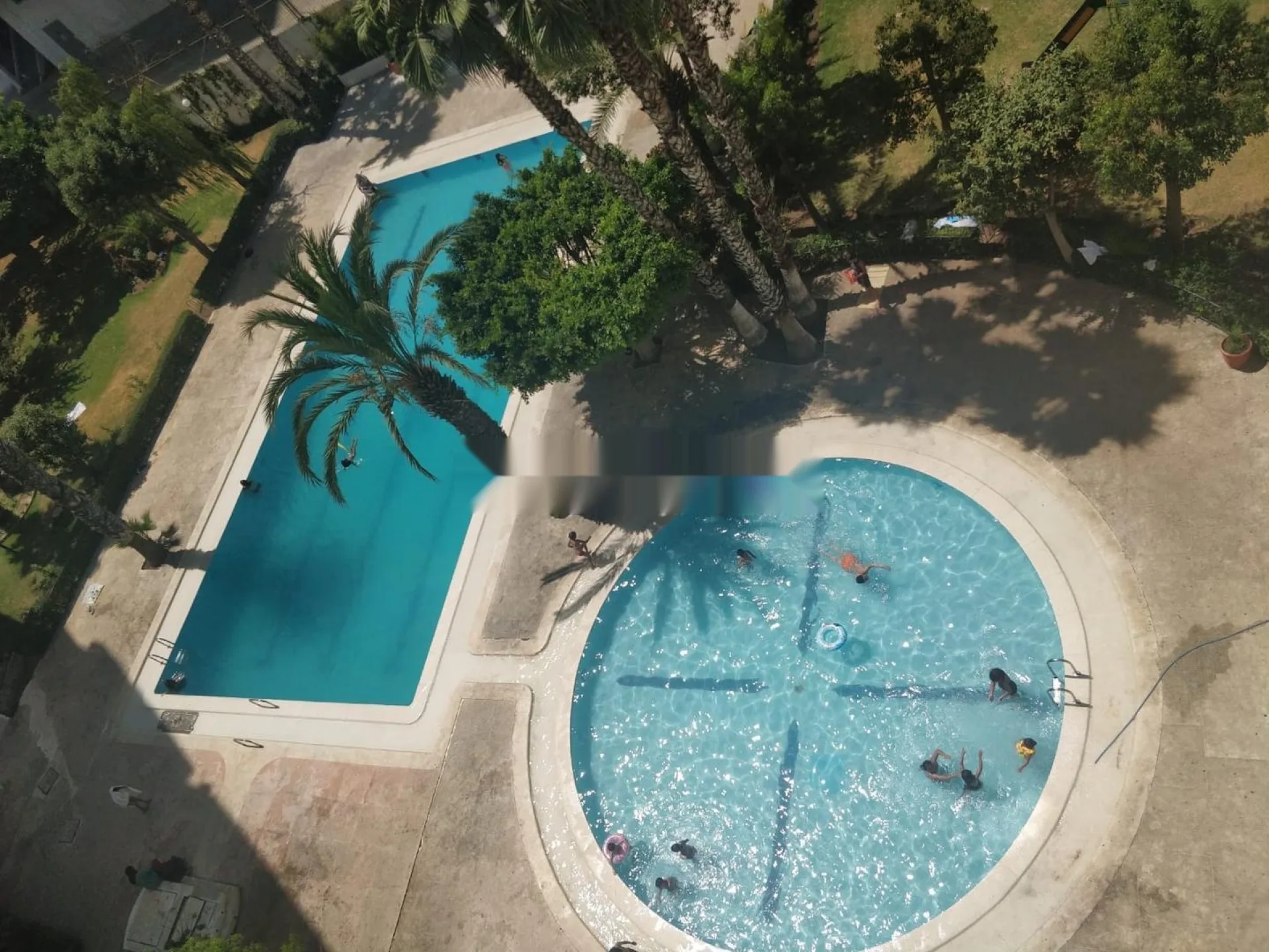 Jolie appartement meublé avec piscine sur la côte
