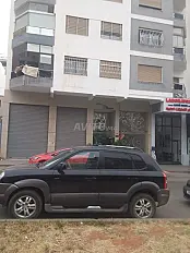 Très beau magasin 2 rideaux sur Bd Salwan