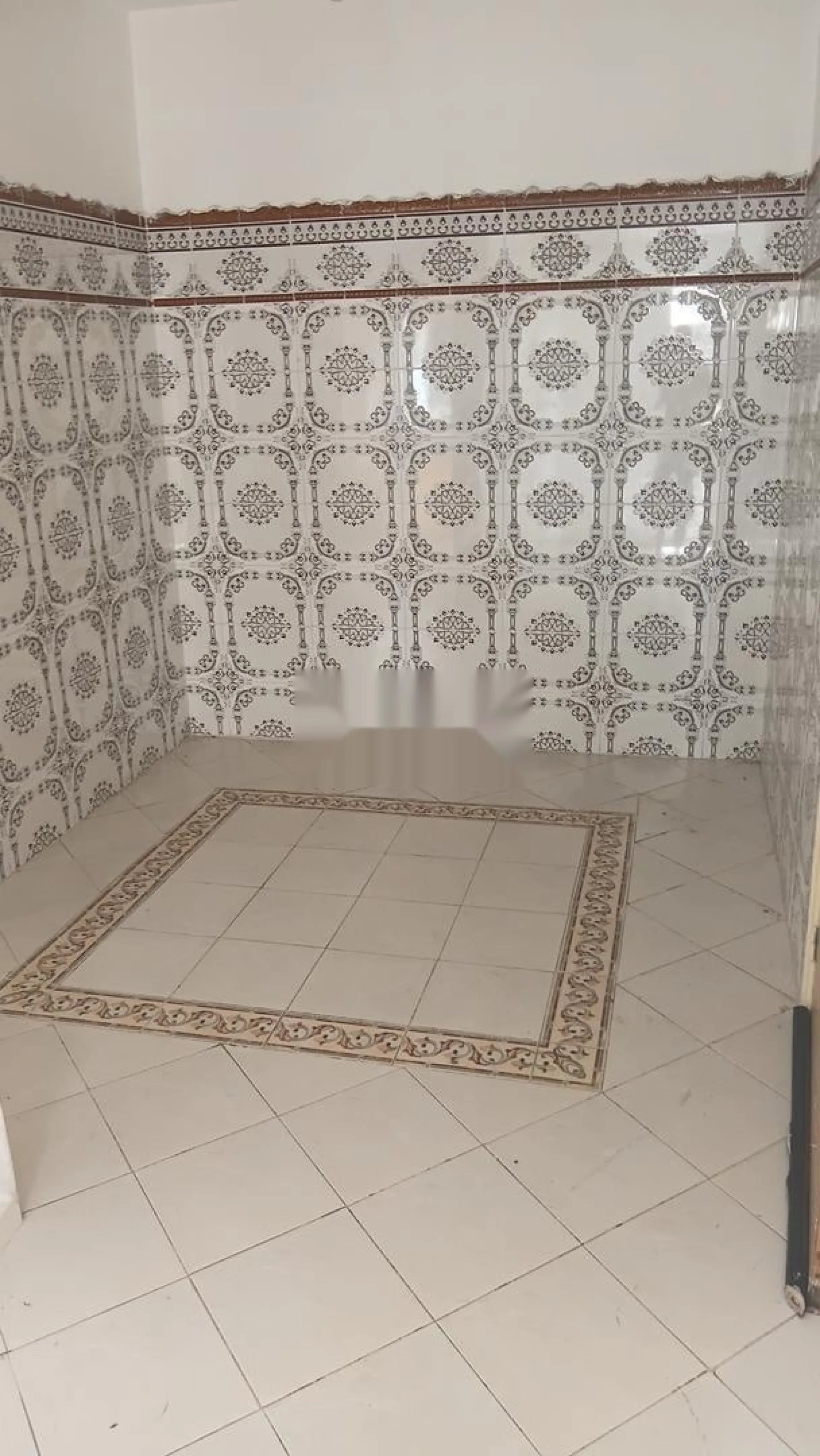 Appartement à vendre au centre d'Aïn Sebaâ, proche de toutes les commodités