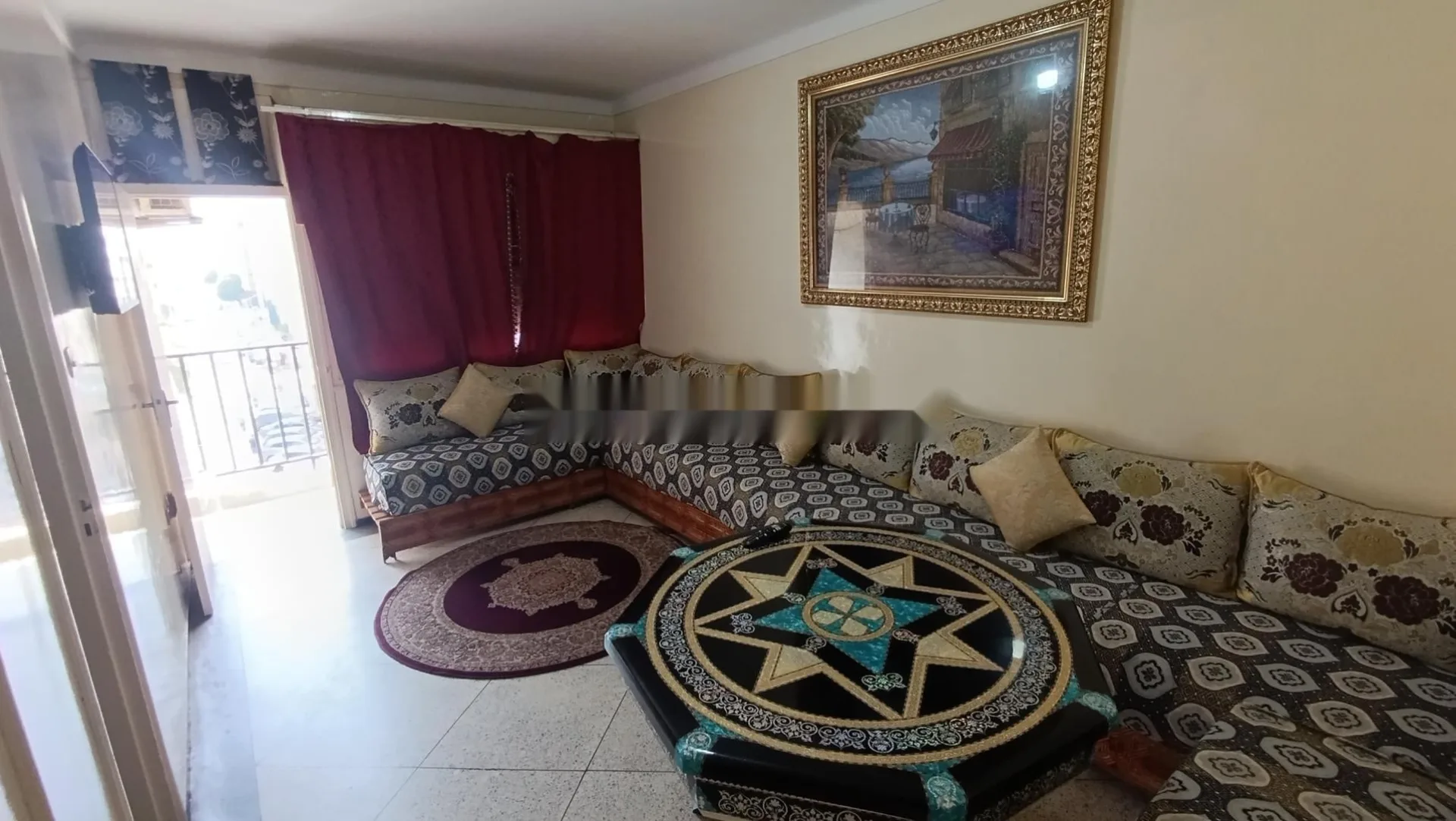 Petit appartement par nuit à Hamria