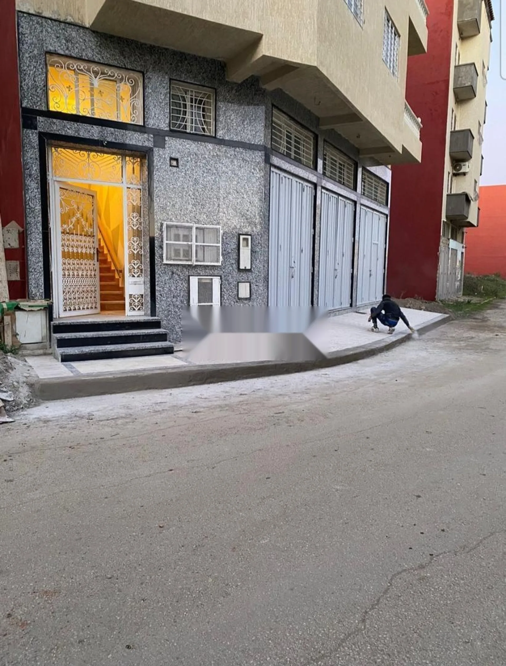 Magasin 110 m2 Gzenaya Tanger