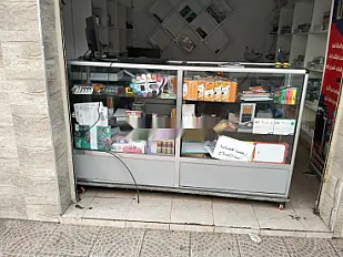 Vitrine de magasin à vendre