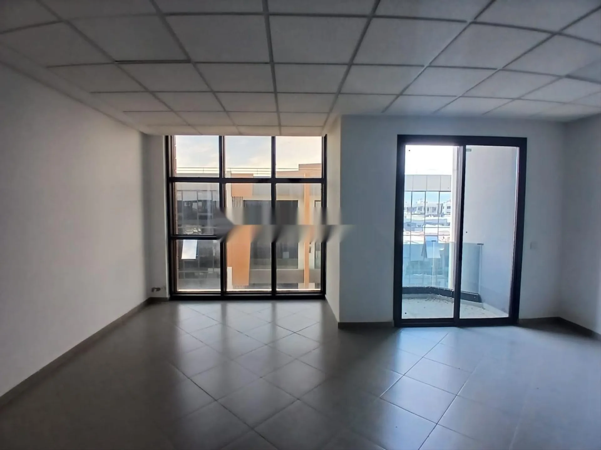 Bureau à louer sur Roche Noires 76m²