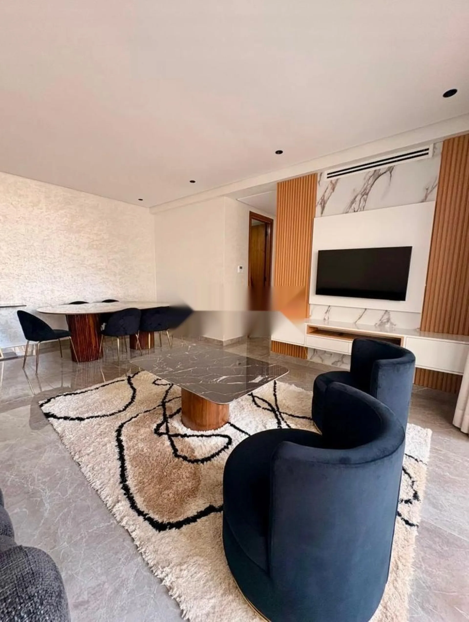 Superbe Appartement Meublé A Louer CFC