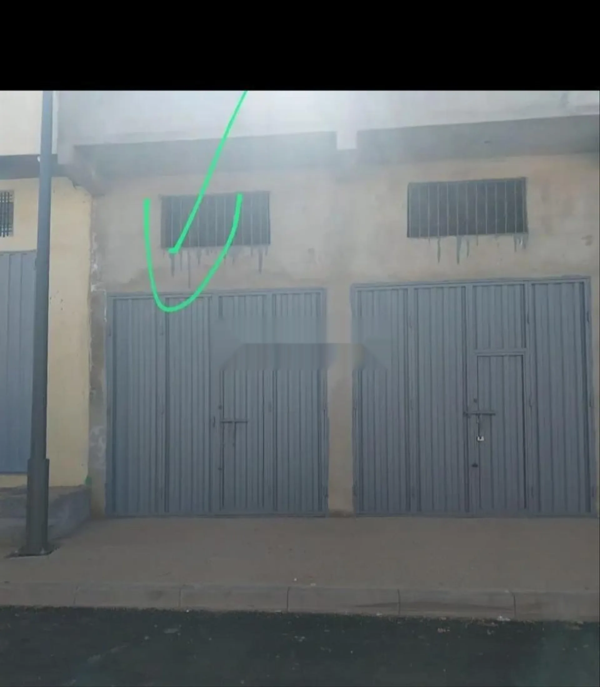 مرآب للبيع