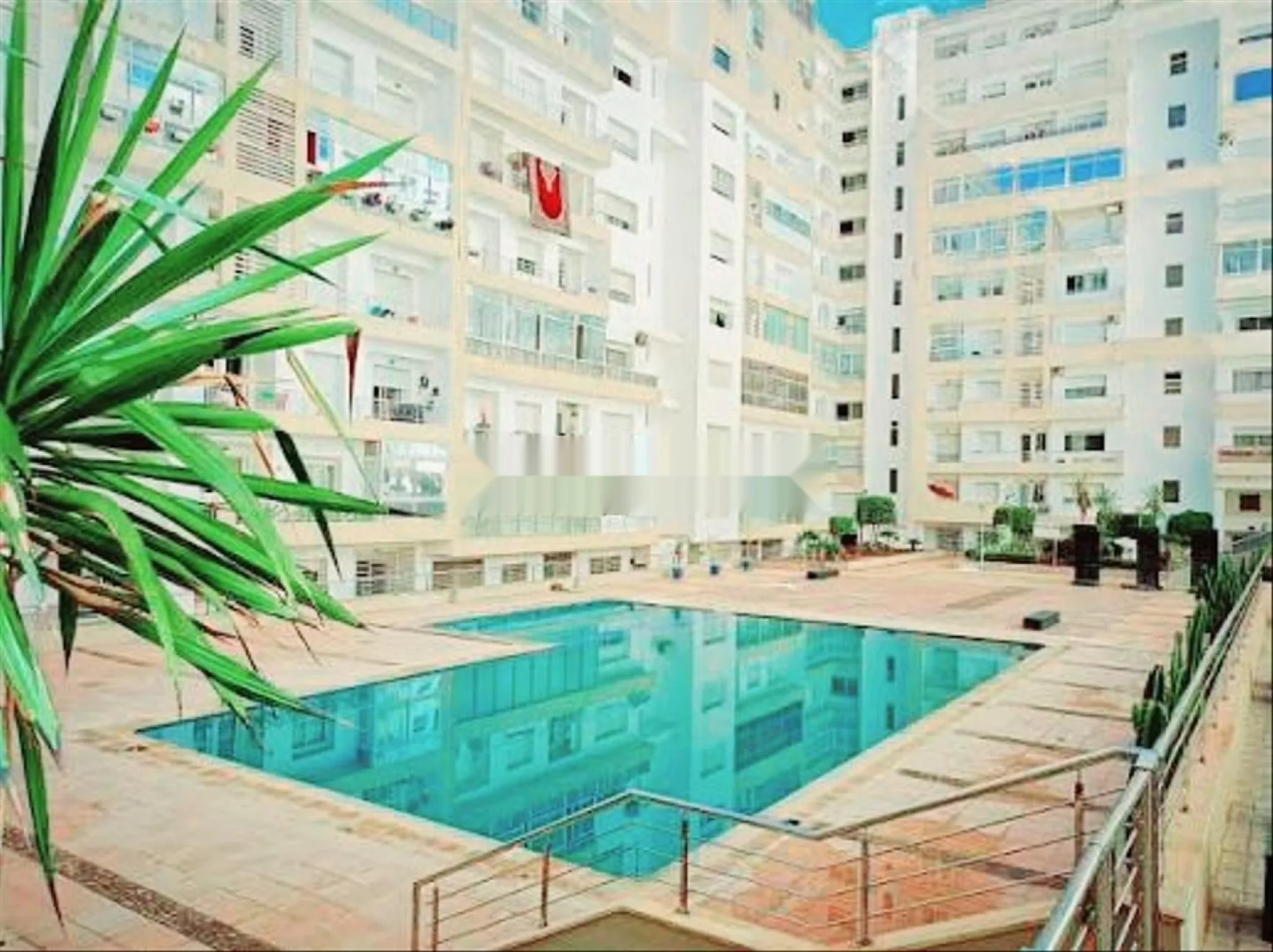 Très bel appartement avec piscine