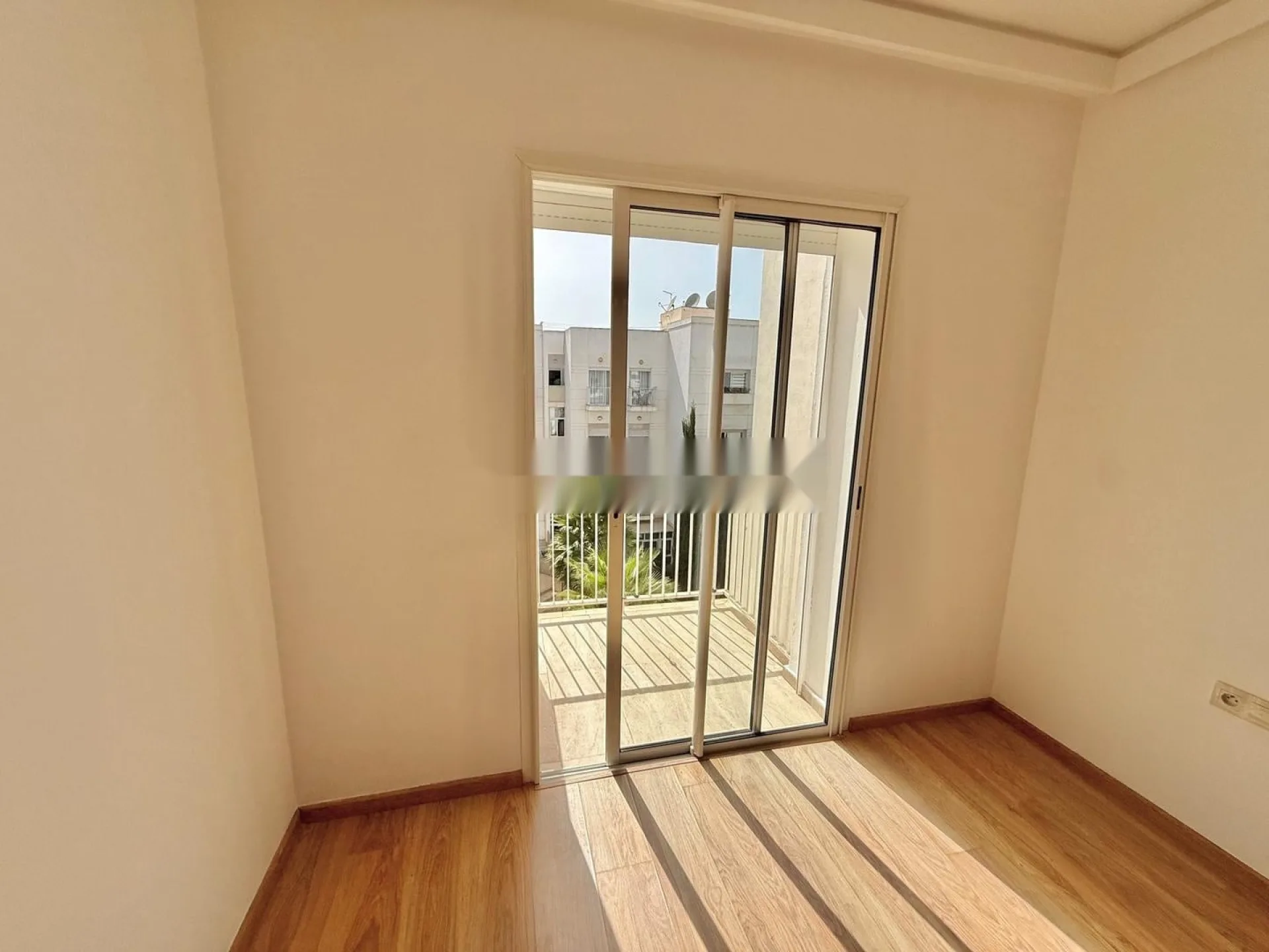 Appartement à louer 3 chambres à Almaz
