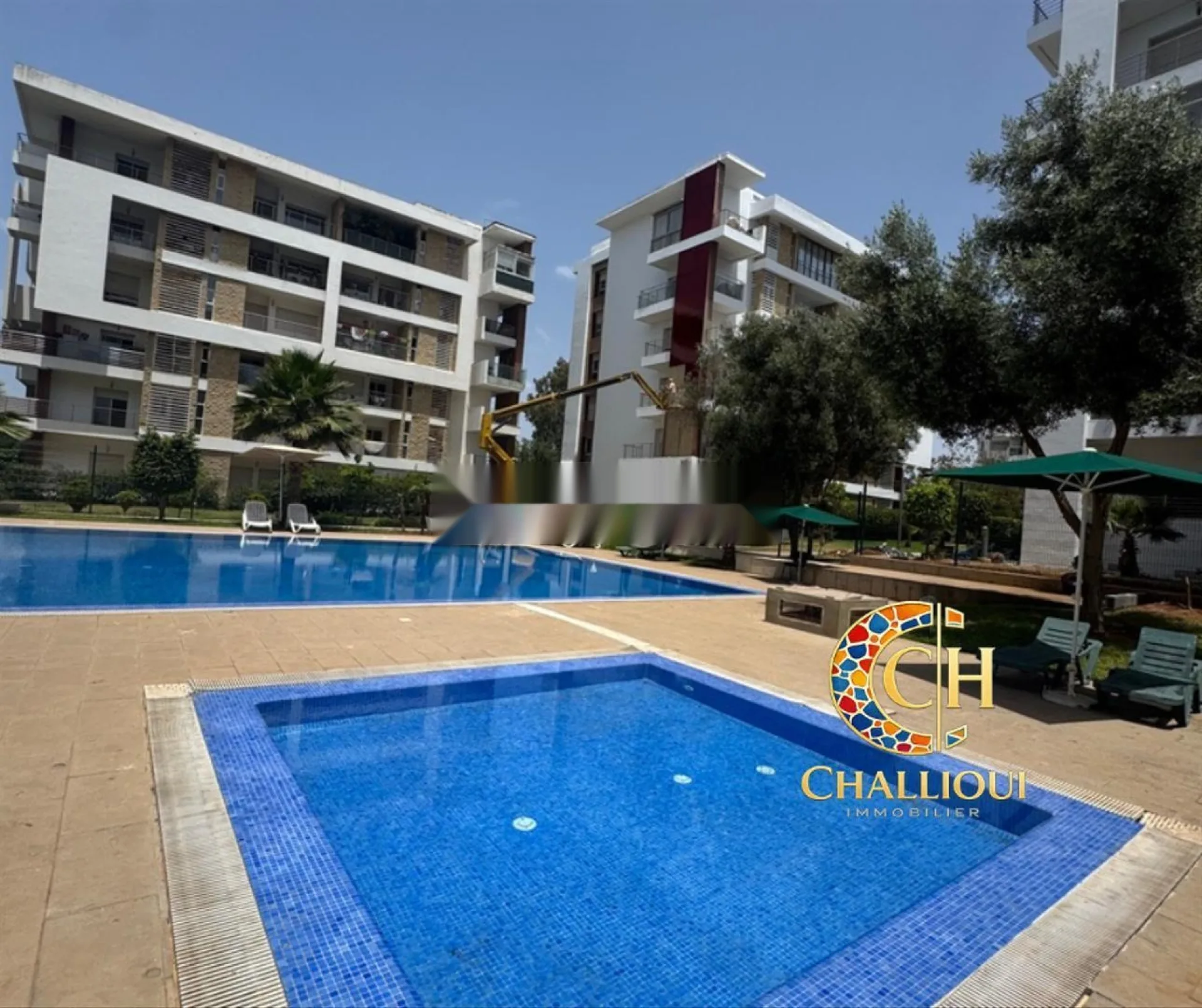 Appartement meublé rénové à louer à prestigia