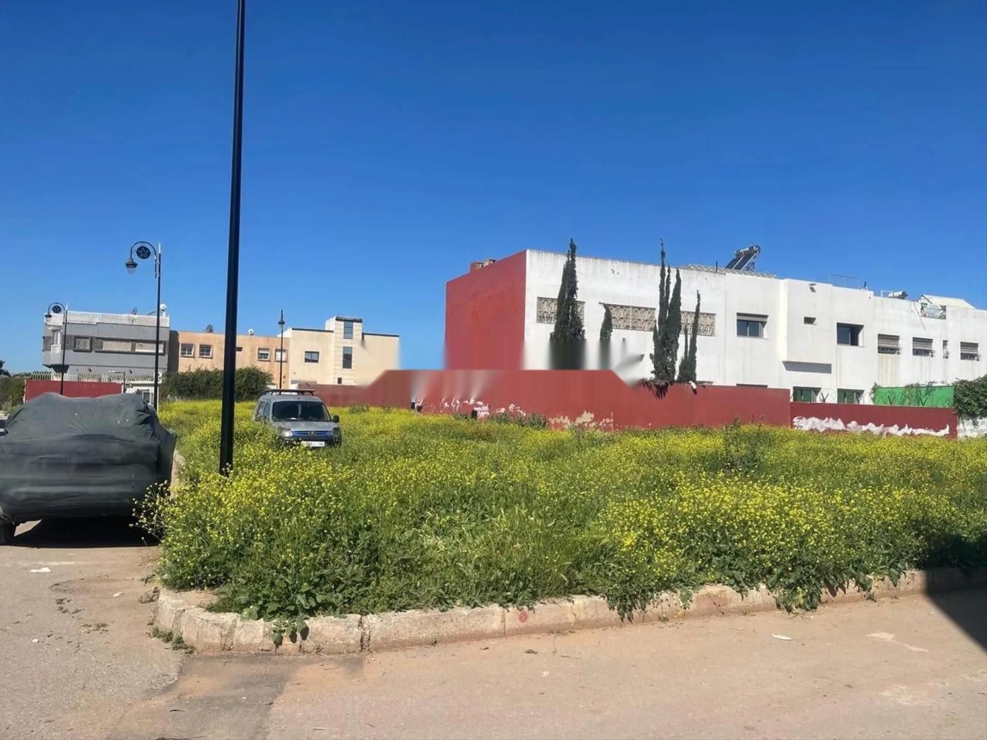 أرض لفيلا بعنوان رسمي في النواصر