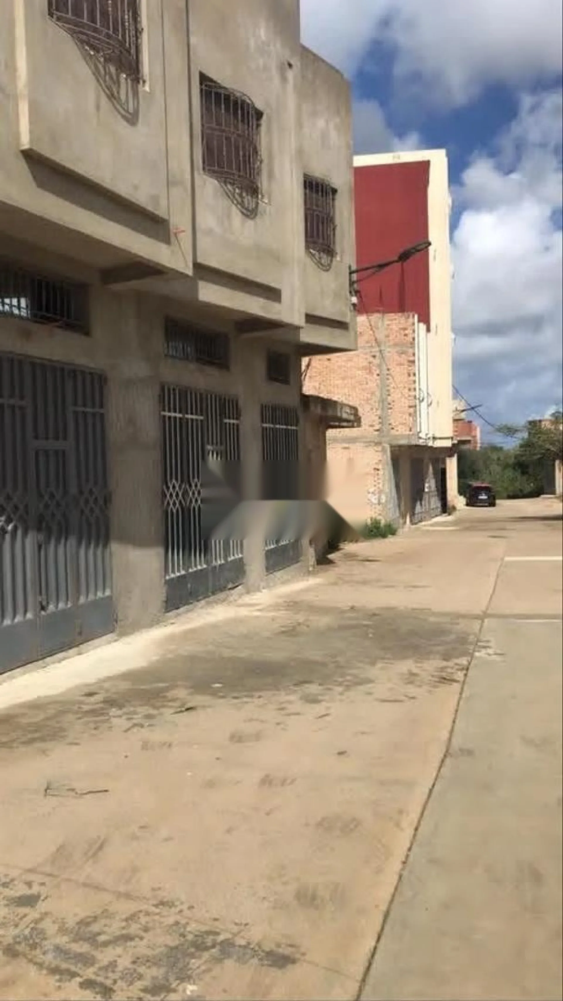 Terrain à vendre 750 m² quartier Badrioune, Ajzenaia, Tanger