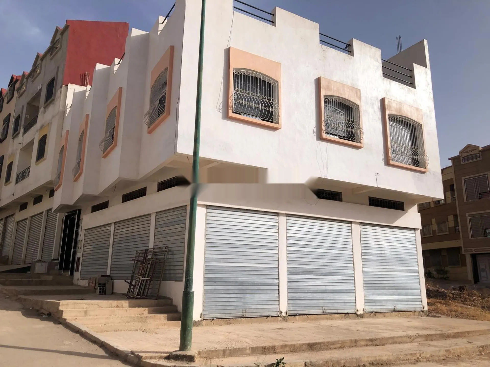 مبروكة 2 الحاجب
