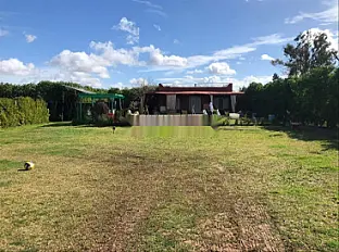 Villa avec Piscine Privée & Grand Jardin