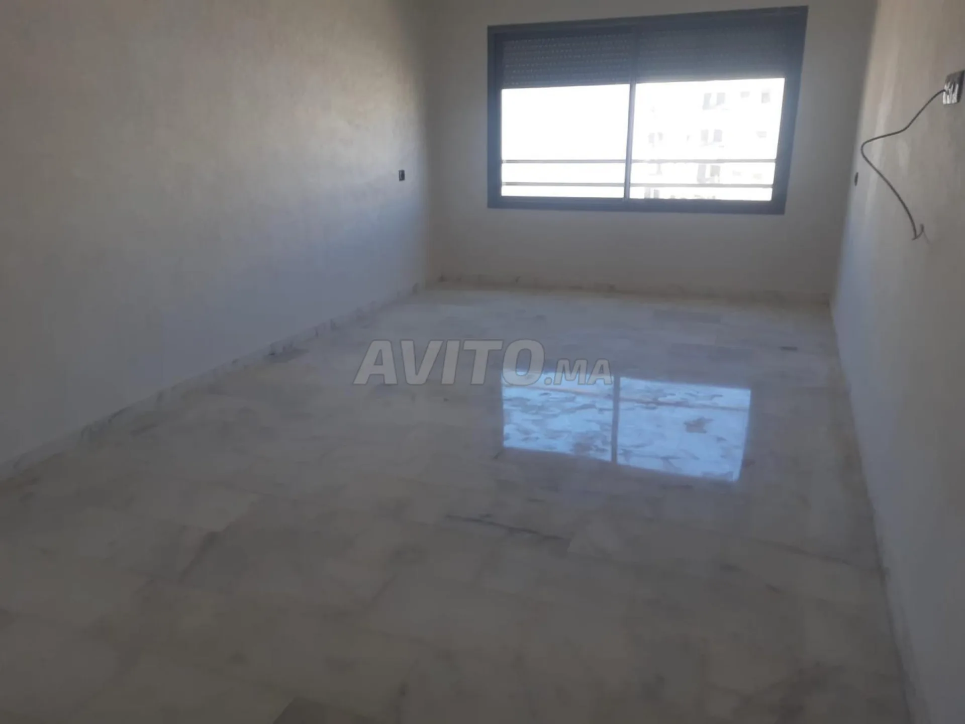 Appartement 103 m² en vente près clinique Razi