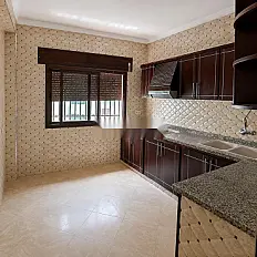 Appartement à louer mensuellement, 2 façades