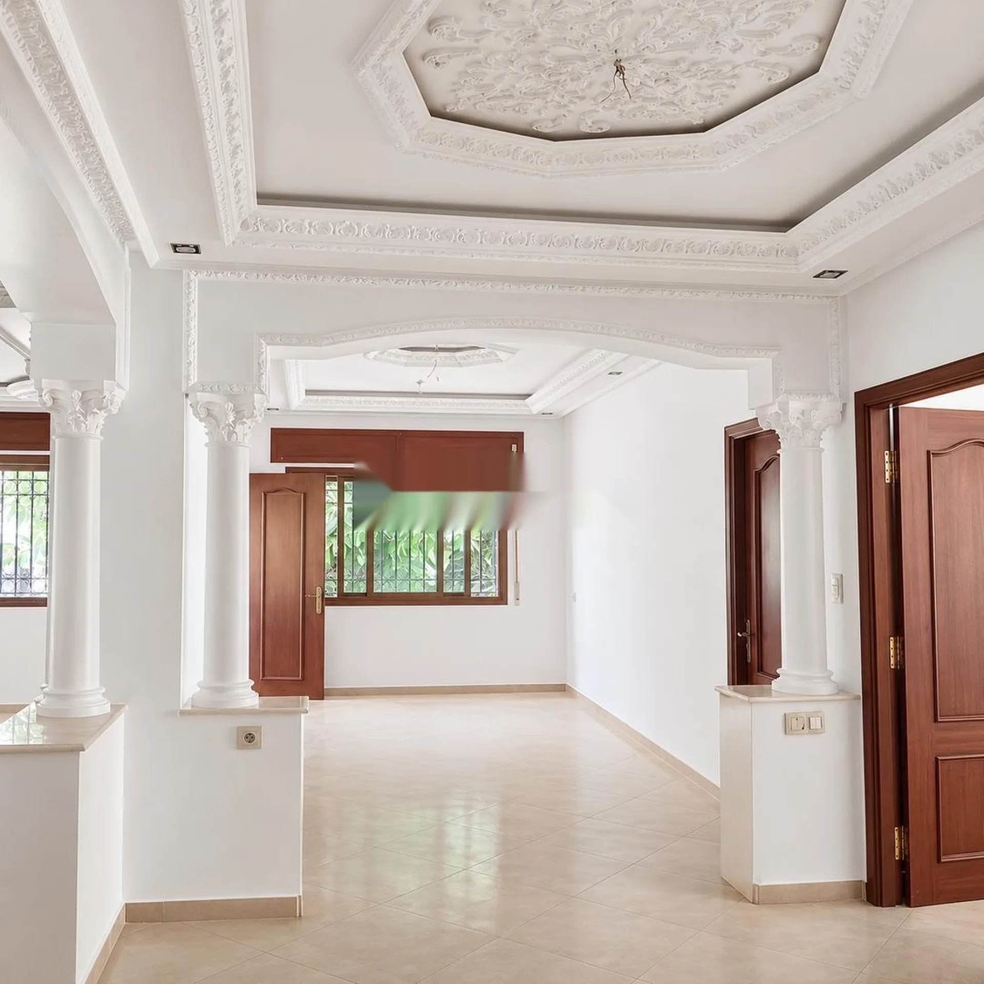 Appartement à louer mensuellement au premier étage