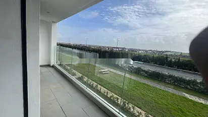 تريبلكس للإيجار في الهرهورة