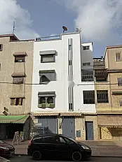 منزل تجاري من 4 طوابق
