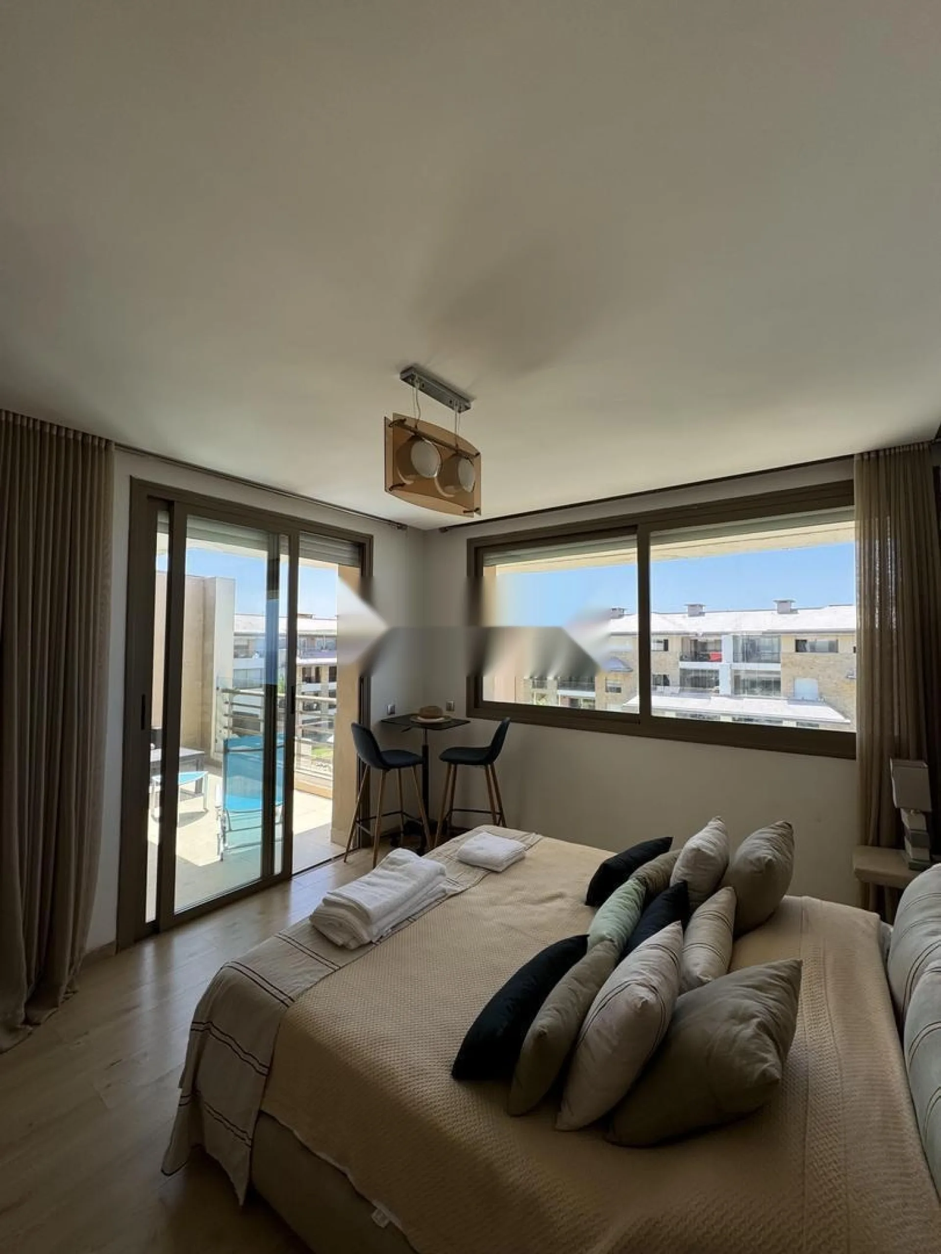 Appartement à louer plage des nations 2ch piscine