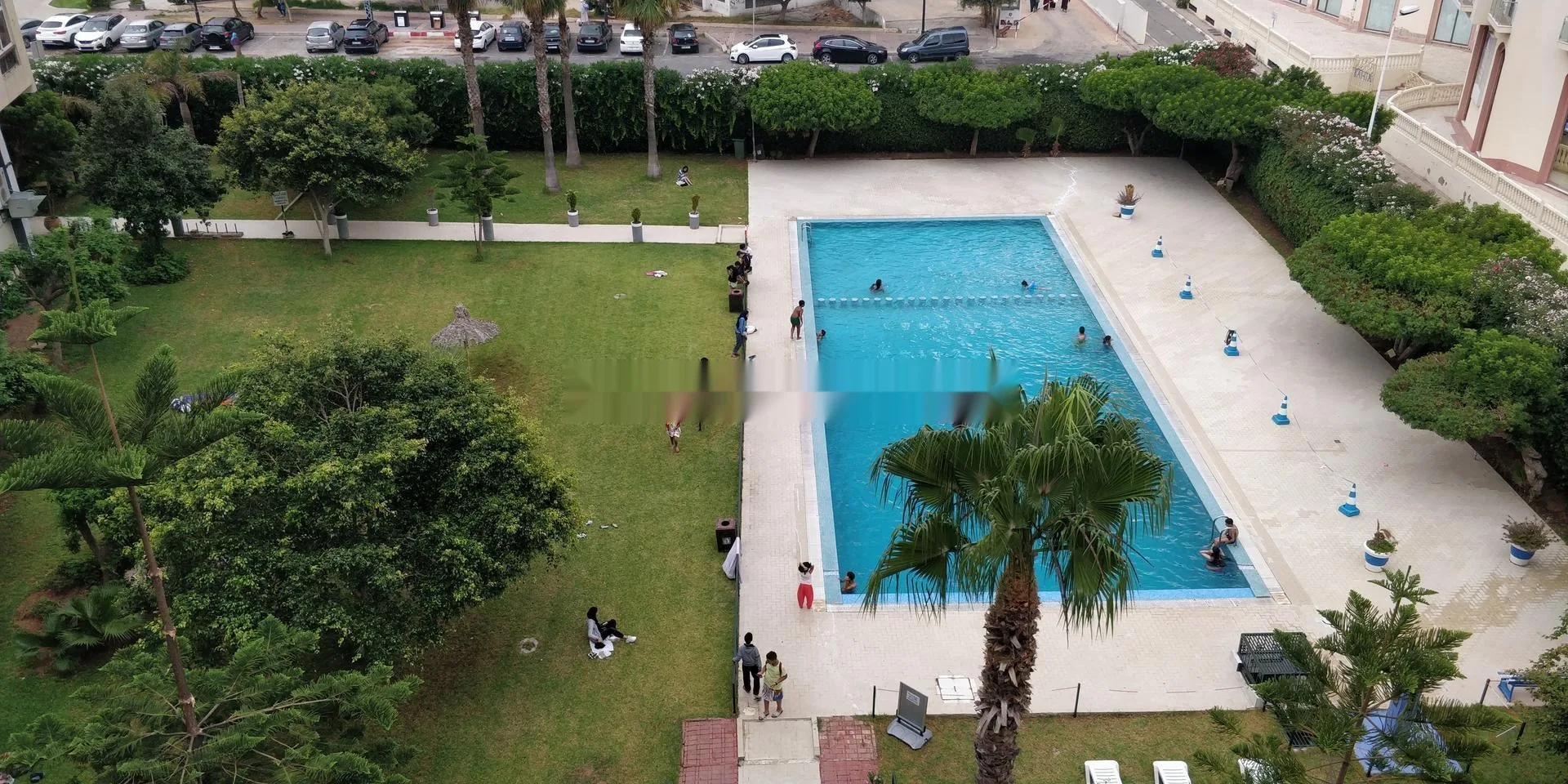 Appartement 2 chambres salon avec piscine à la plage