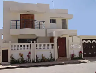 Étage petite villa meublée équipée