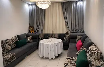 Joli appartement meublé et climatisé par jour