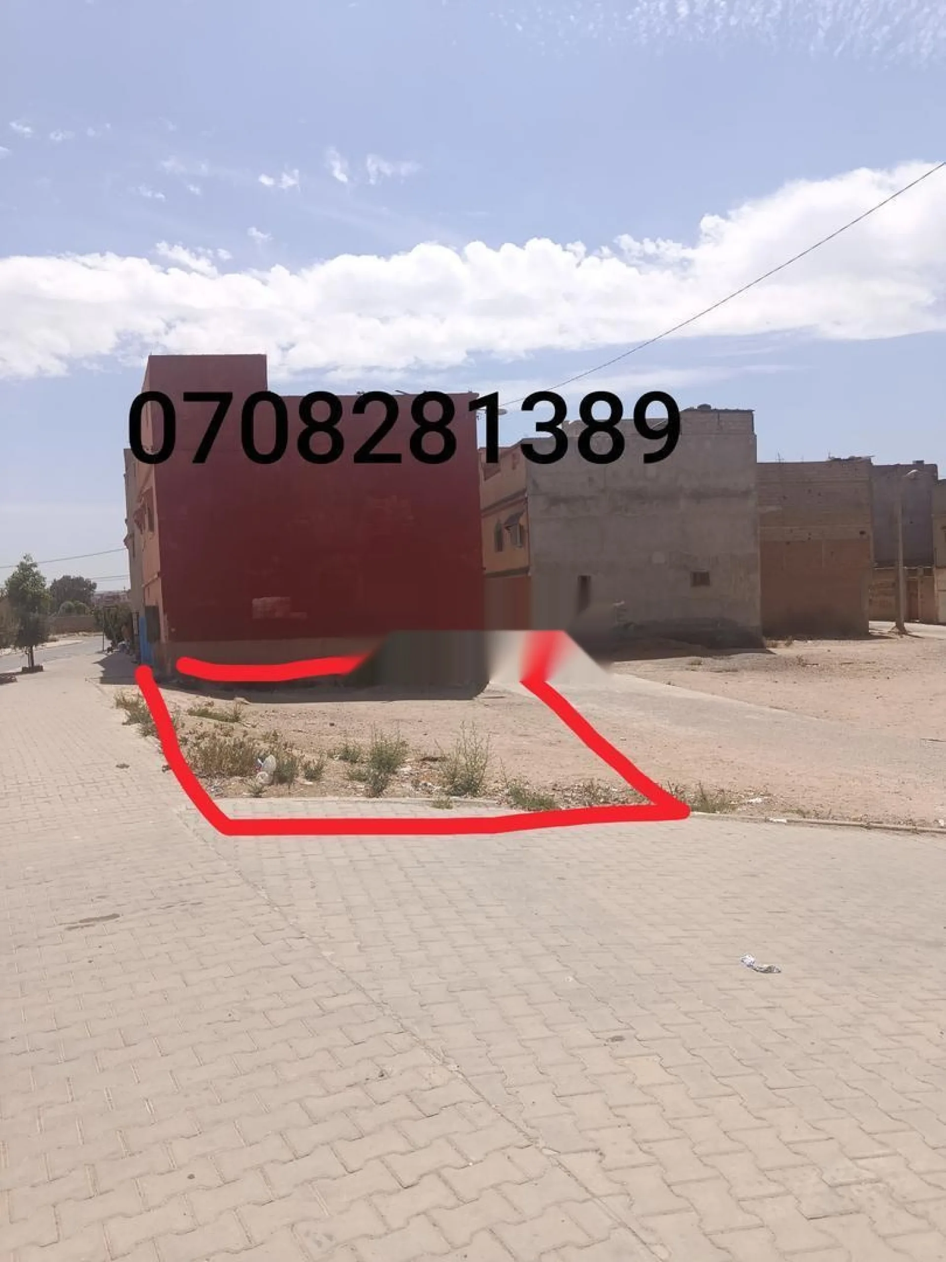 أرض بمساحة 100 متر مربع، ثلاث واجهات، حي النهضة