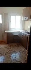 شقة فارغة في روش نوار لشخص أعزب