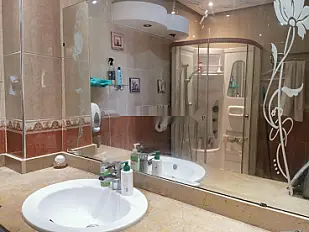 Appartement longue durée dans complexe Al Mousstakbal