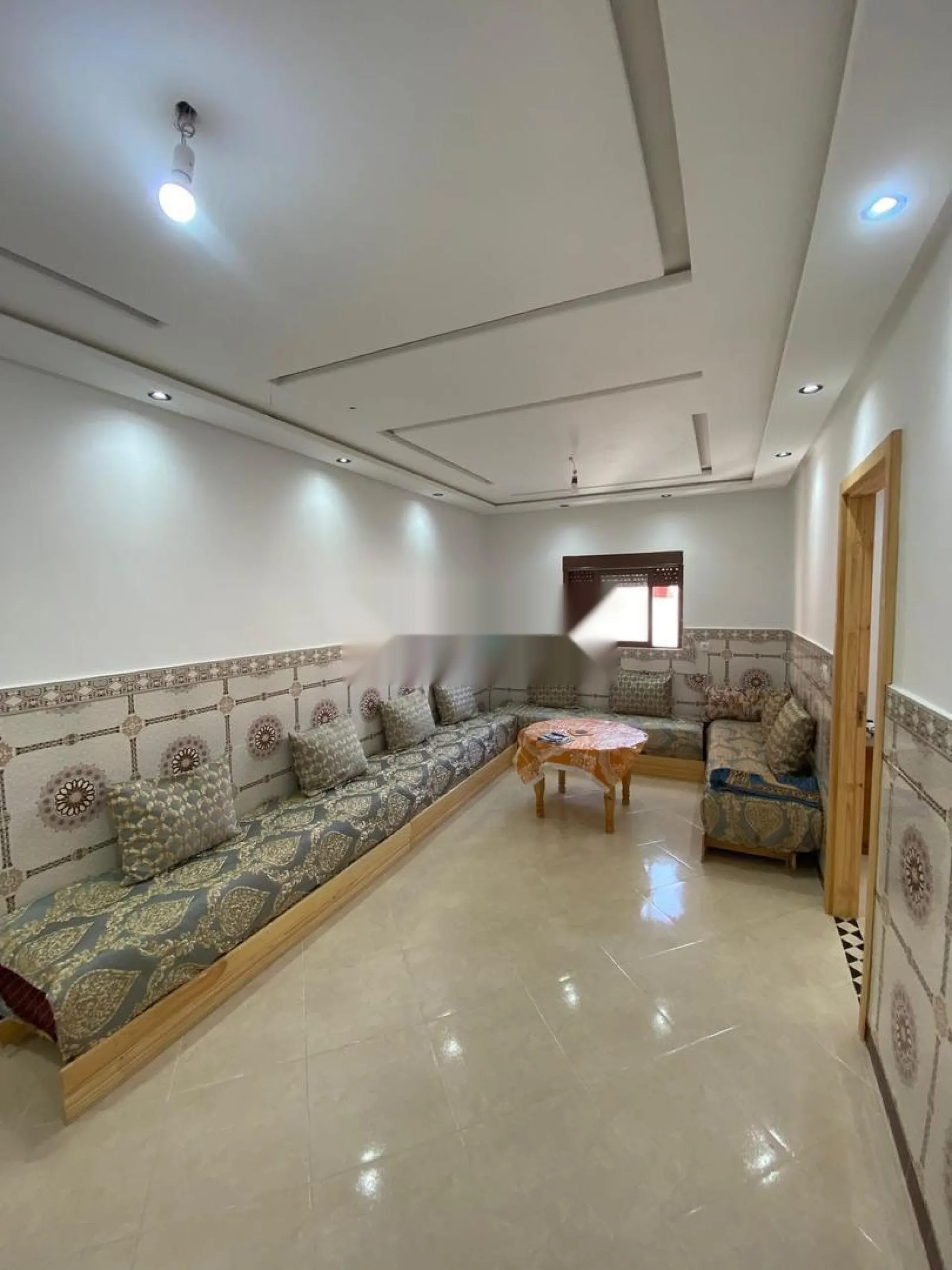 متوفر