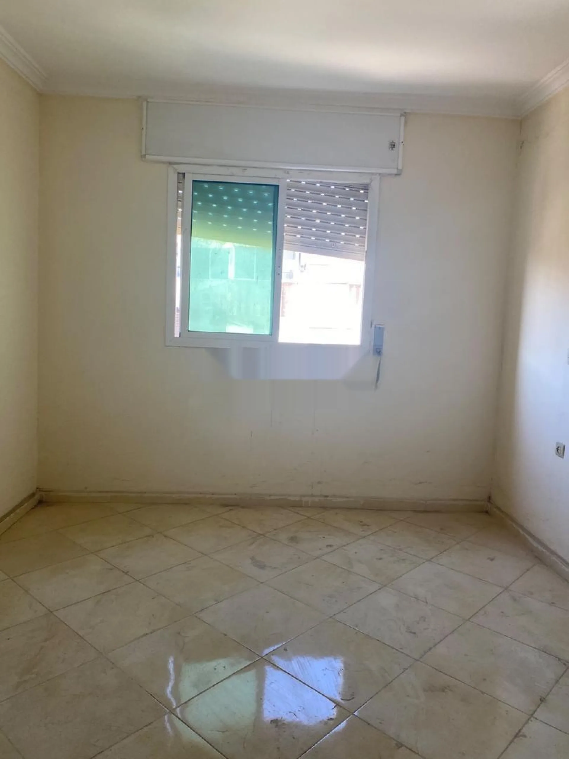 Grand appartement à vendre à Kzénaya