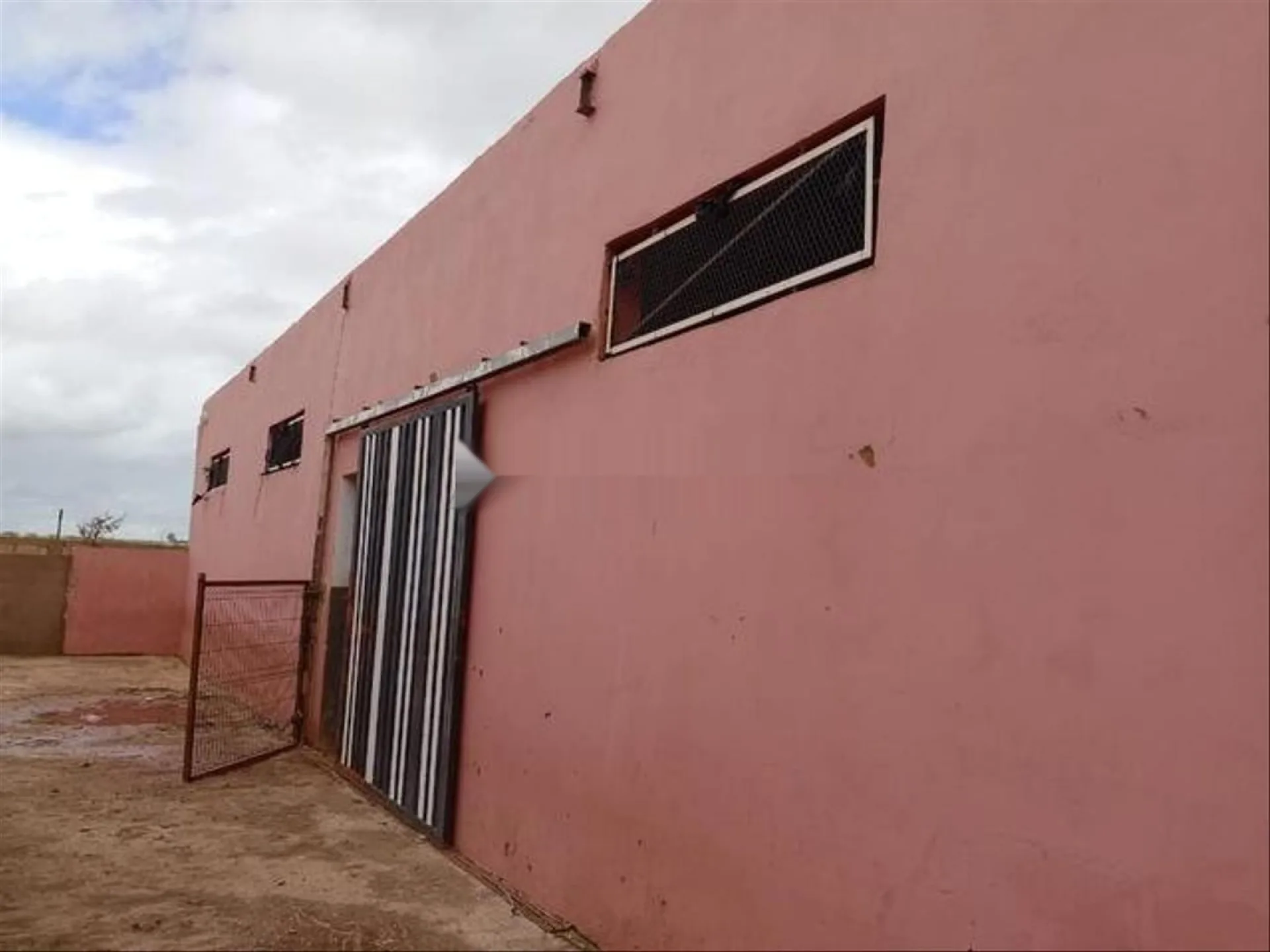 Ferme titrée de 9.5 ha à ouled said..