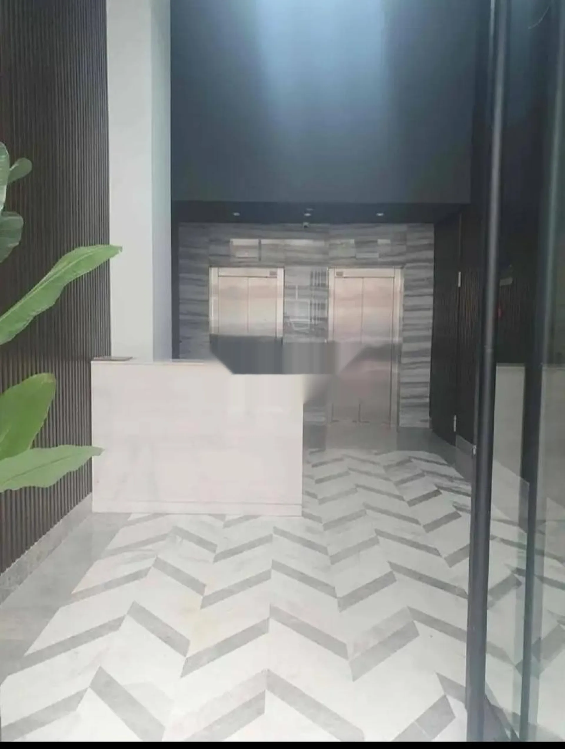 استوديو جديد ومشرق ونظيف جداً