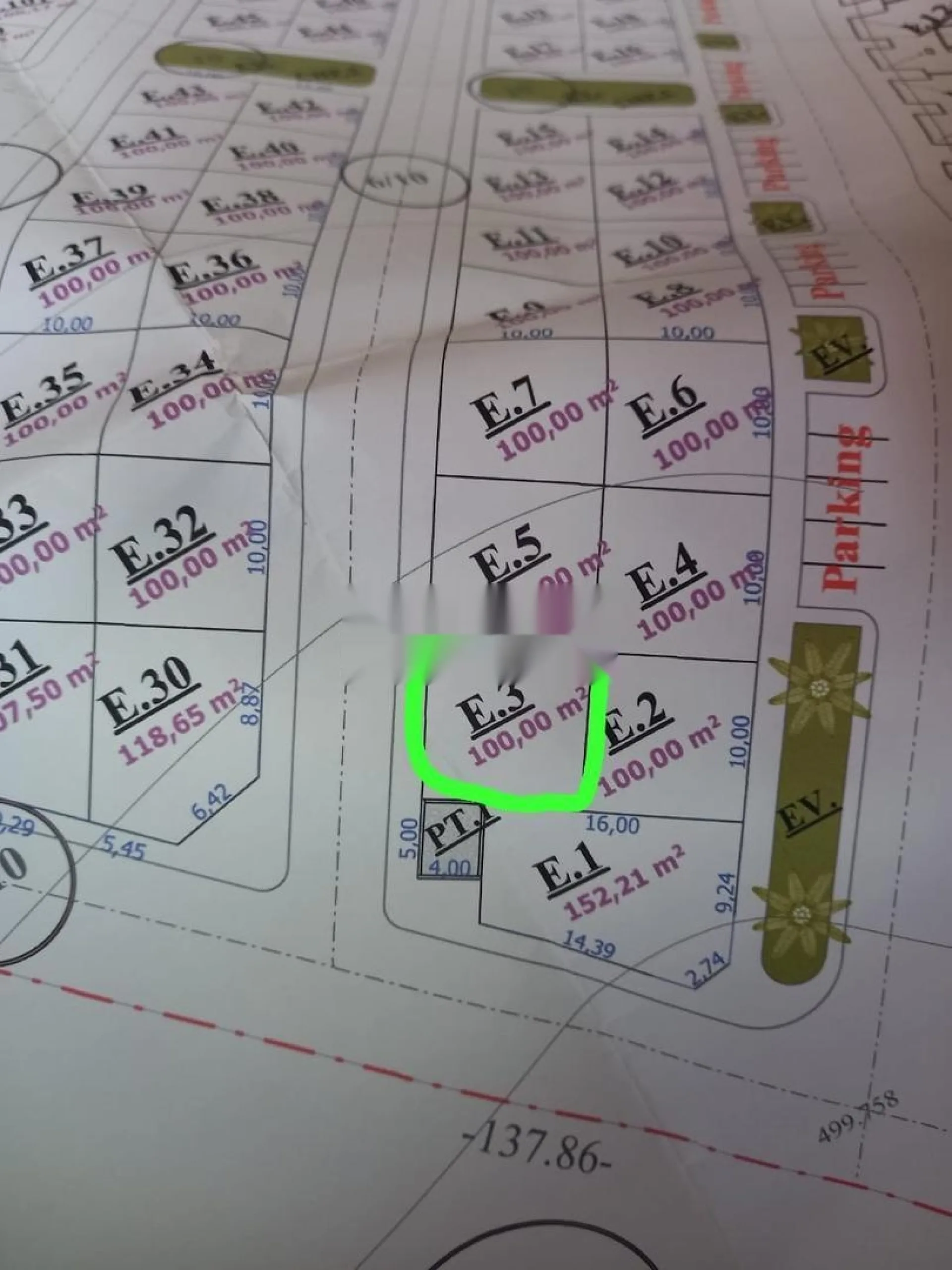 Terrain 100m2 à vendre بقعة أرضية للبيع R2