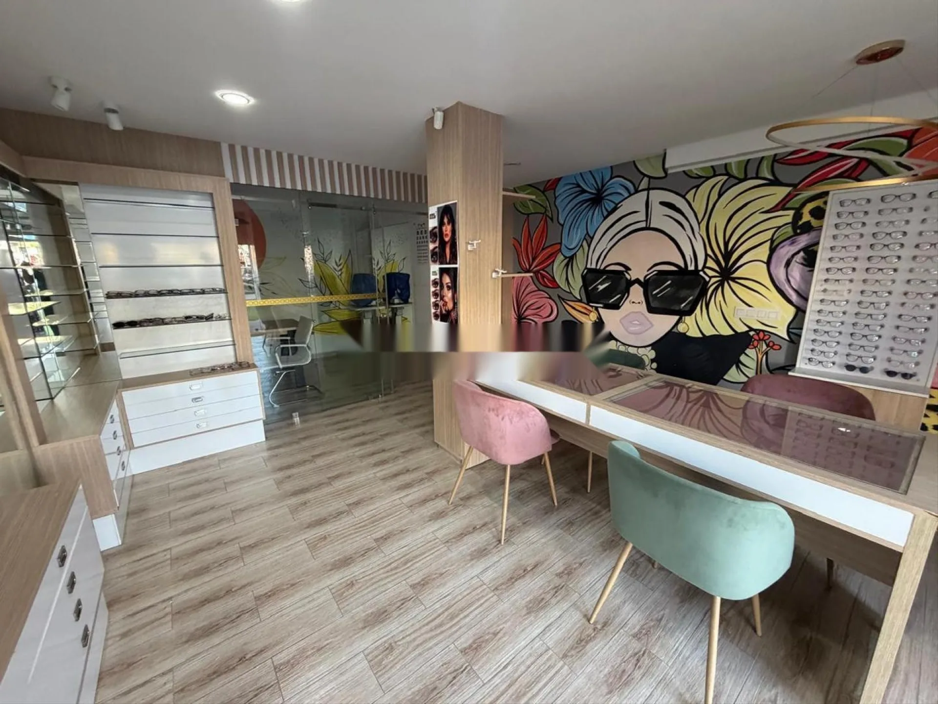 Magasin Commercial de 60 m² sur Grand Boulevard