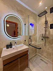 Riad marocain de luxe, 3 piscines, terrasse privée, résidence surveillée