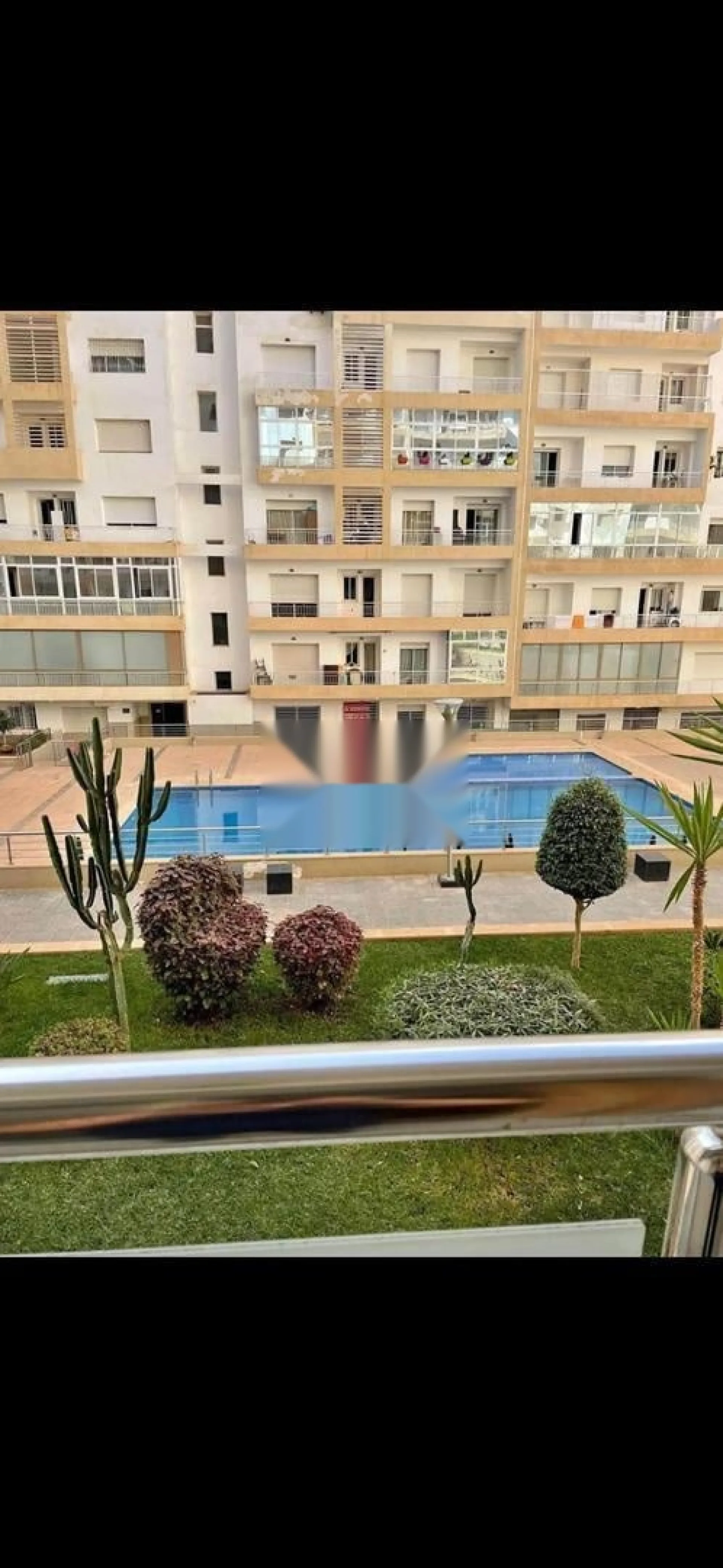 Appartement pur et chic à louer à la journée avec 2 piscines
