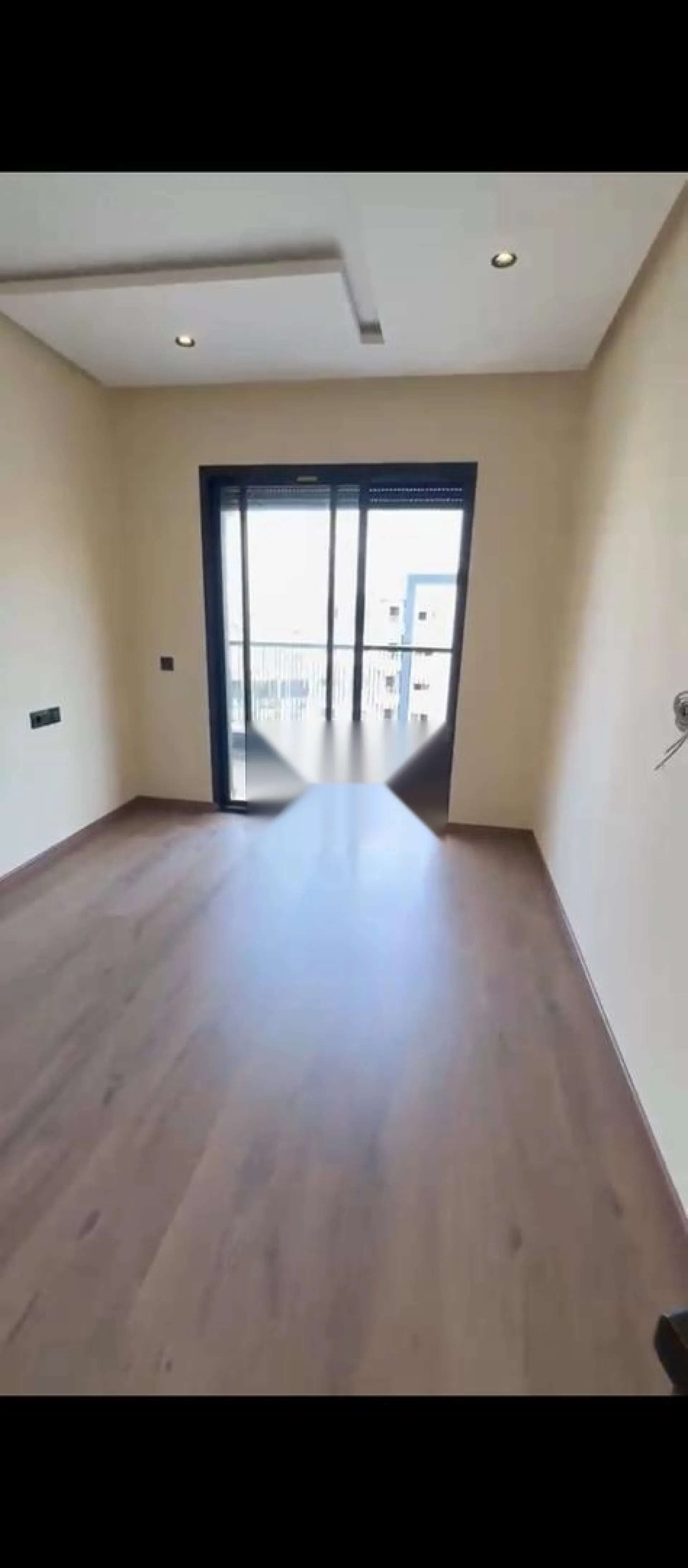 استوديو للإيجار بجانب مرجان حي الحسني