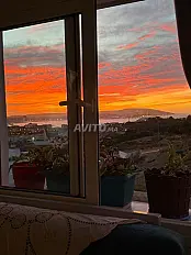 شقة مع مسبح وإطلالة على البحر وطنجة