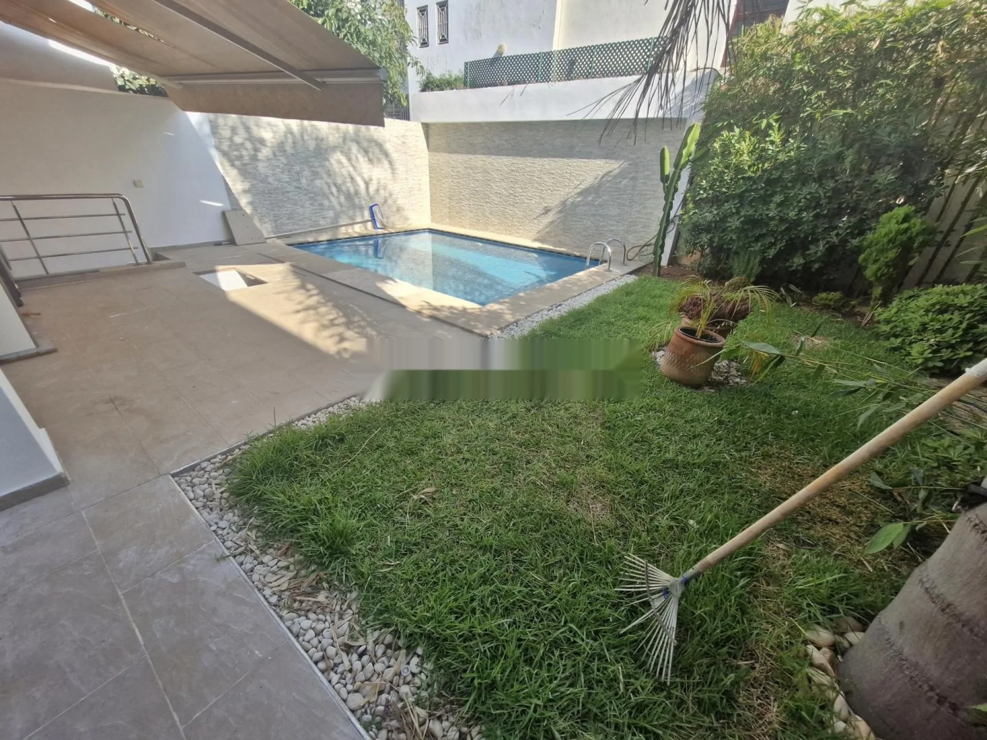 Villa en location à Hay