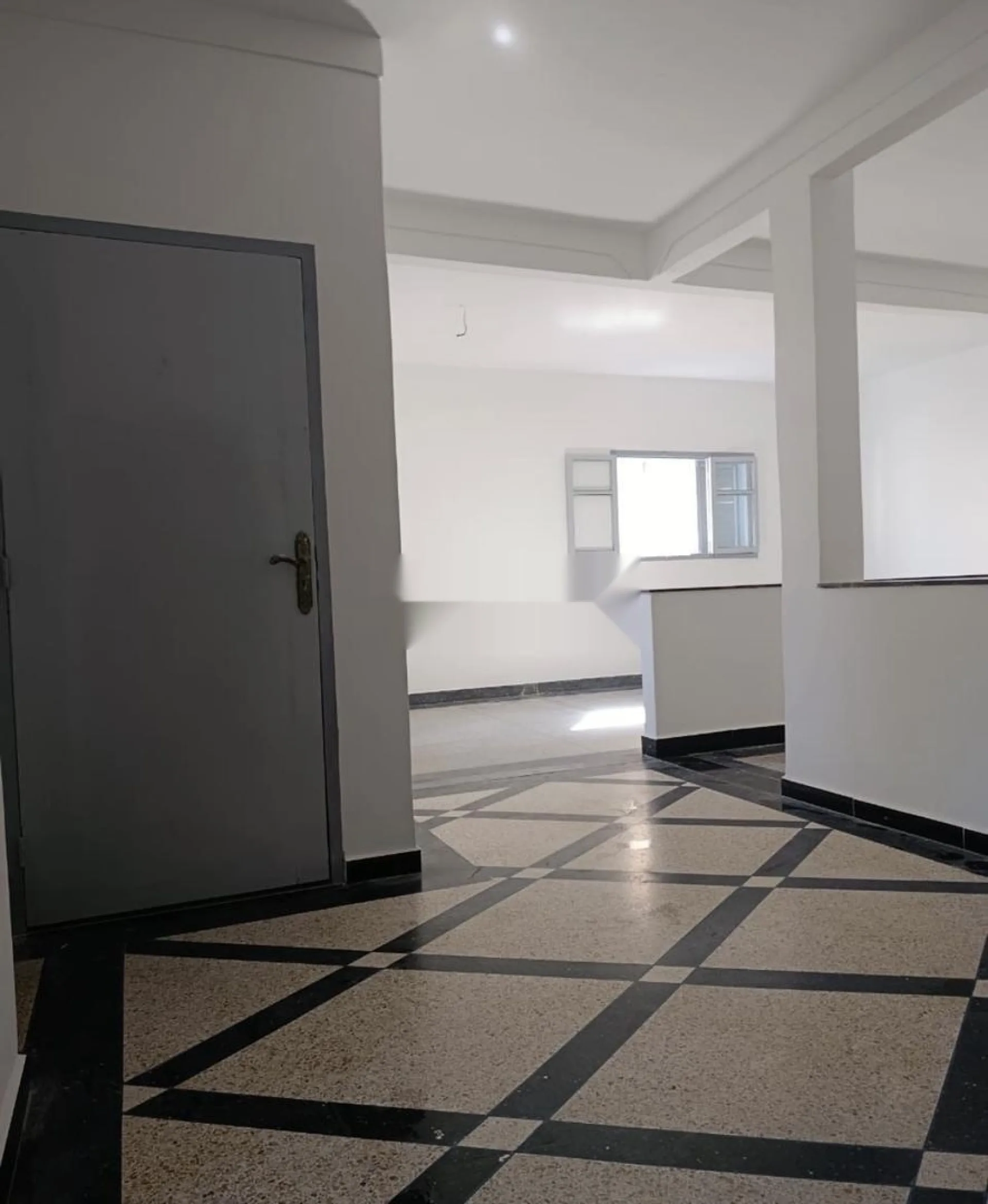 APPARTEMENT 90 m² TRÈS ENSOLEILLÉ MASSIRA 1