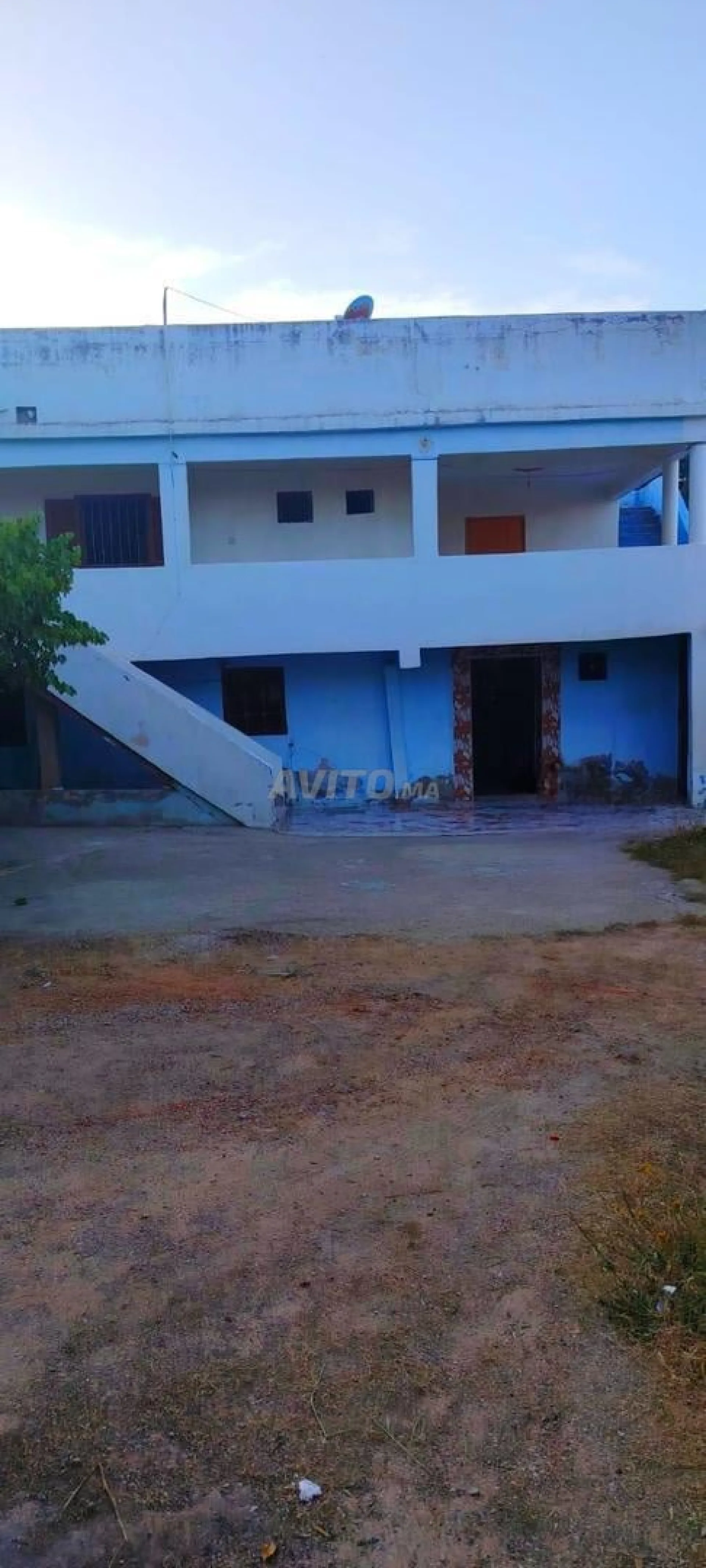 Maison, terrain et moulin à huile à vendre dans les environs de Taza