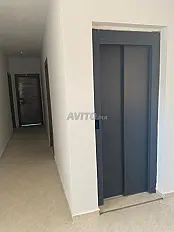 شقة للبيع مع مصعد