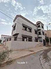 منزل للبيع واجهتان CGI