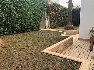 فيلا رائعة للبيع في حي الشرف