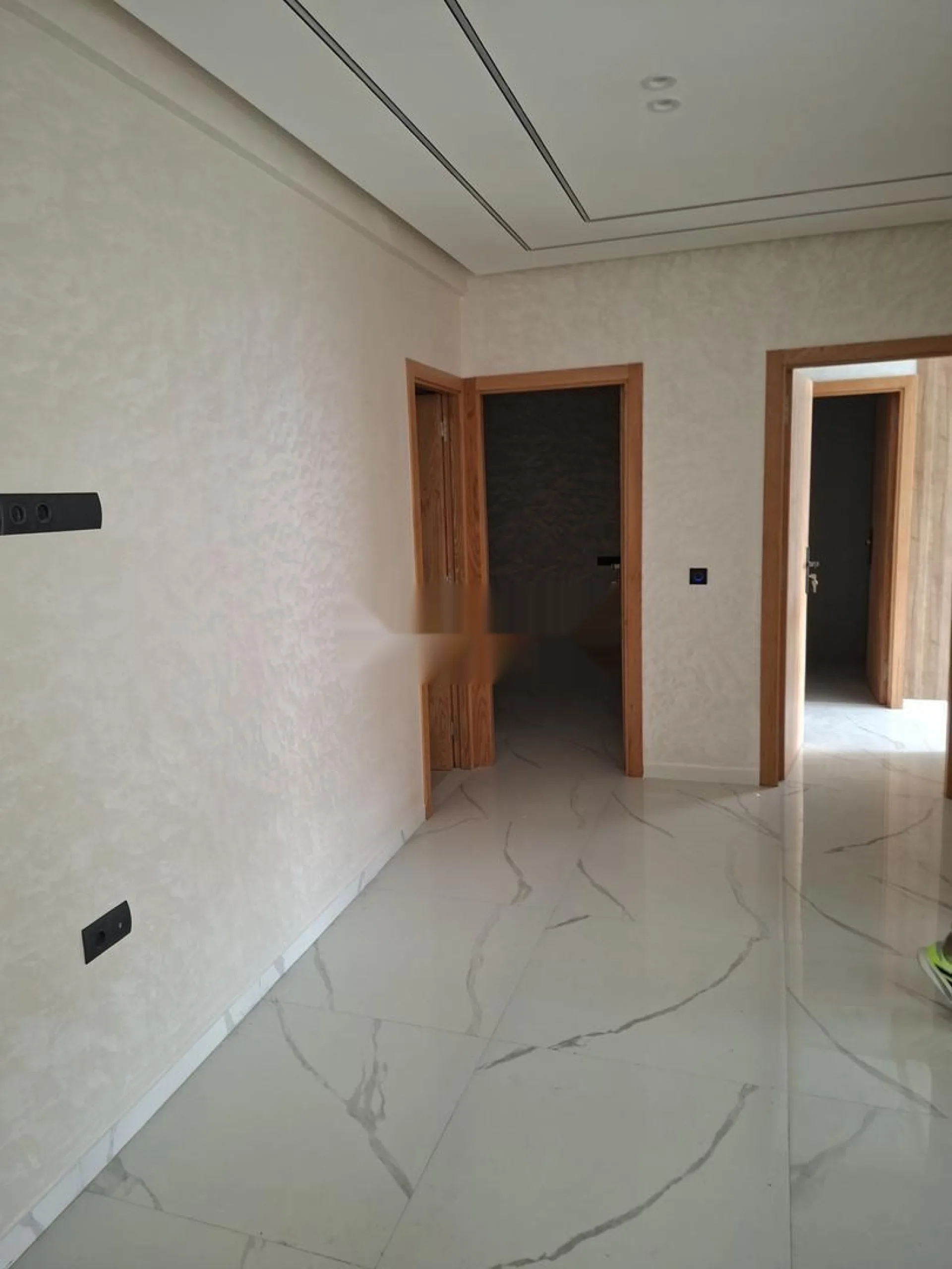 طابق فيلا حر//البستان