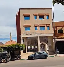 منزل تجاري للبيع في تيغزيرت