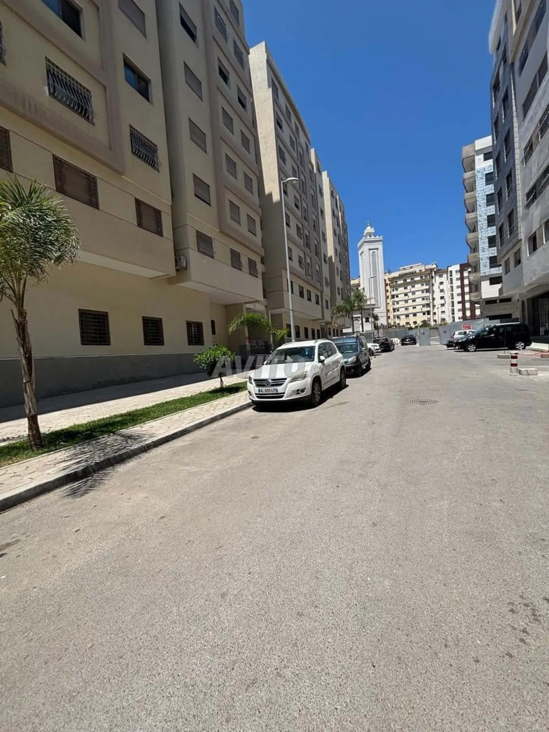 شقة للبيع في مجمع حدائق طنجة